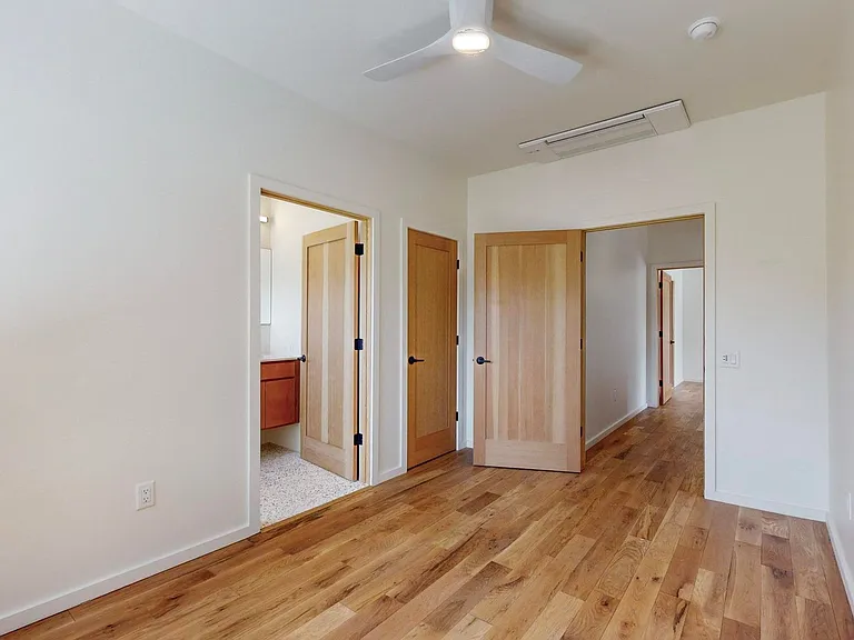 1115 El Pueblo Rd NW — Photo 6