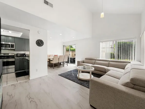 5430 Baltimore Dr Unit 70, La Mesa, CA 91942