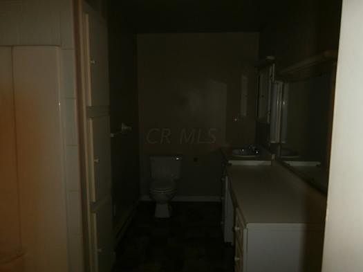 2nd image of 186 E South St