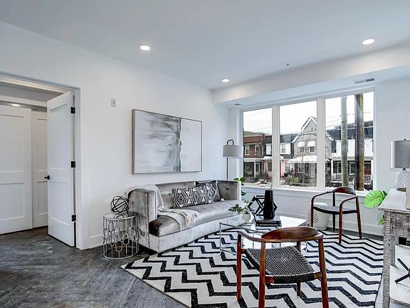 4th image of 1001 Bryant St NE #12