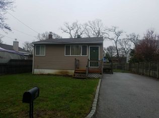 42 Cherry Ave, Holtsville, NY 11742