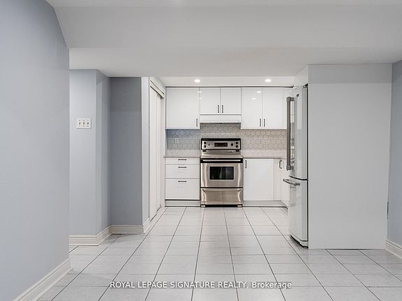 2nd image of 6 Robert St