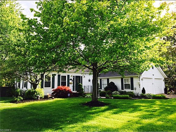 3rd image of 4 Grover Ct