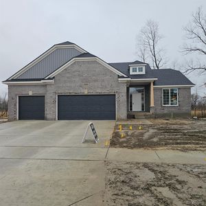 50009 Mustang Dr, Macomb, MI, 48042