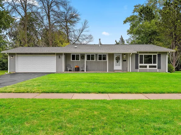 1854 Fairview St, Oshkosh, WI 54901