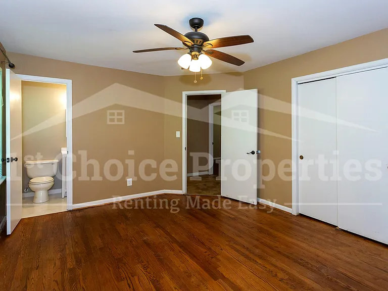 2050 Pinehurst Dr — Photo 11