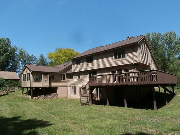3rd image of 3 Cardinal Forest Ln