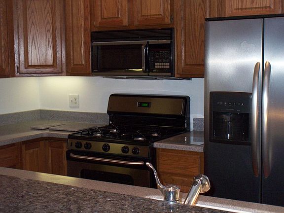 3rd image of 3356 Bent Trail Dr