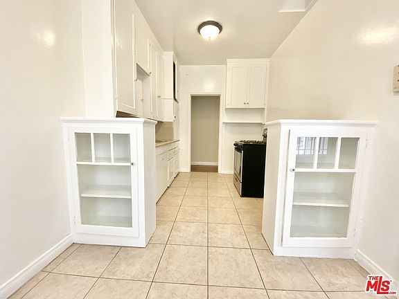 5th image of 320 N Stanley Ave APT B