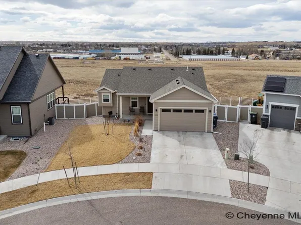 2208 Goodnight Trl, Cheyenne, WY 82007