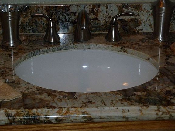 guest bath granite same as kitchen