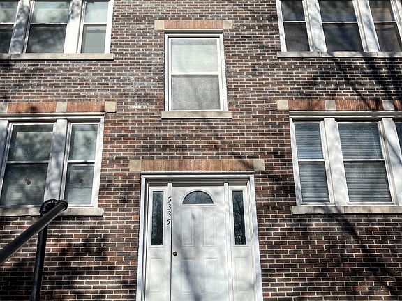 3rd image of 5335-1 E Bancroft Ave
