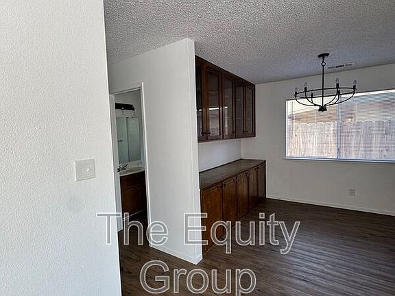 3rd image of 2028 S Tracy Ct