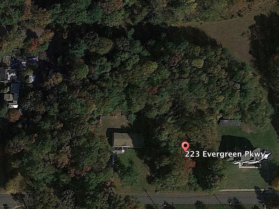 1st image of 223 Evergreen Pkwy