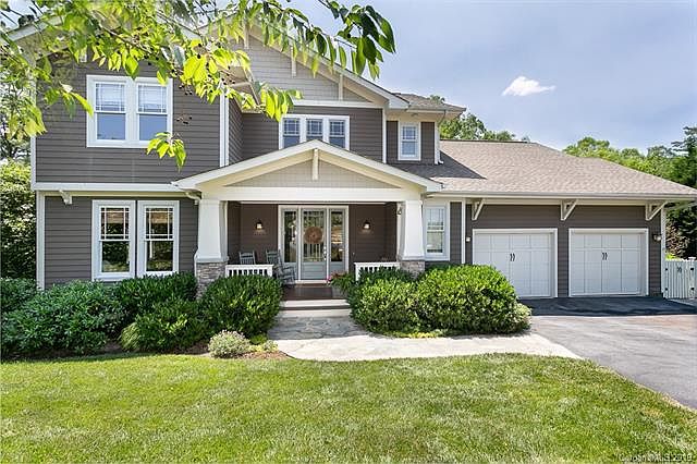 1st image of 165 Skytop Farm Ln