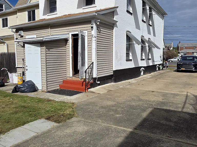 372 W Academy St — Photo 21