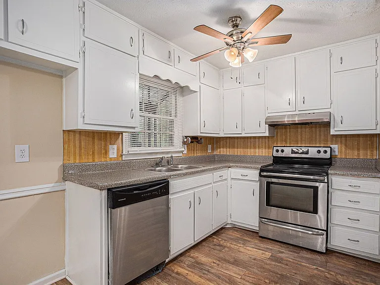 6276 Cathedral Ln — Photo 5