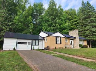 35936 Daniels Rd, Ontonagon, MI 49953
