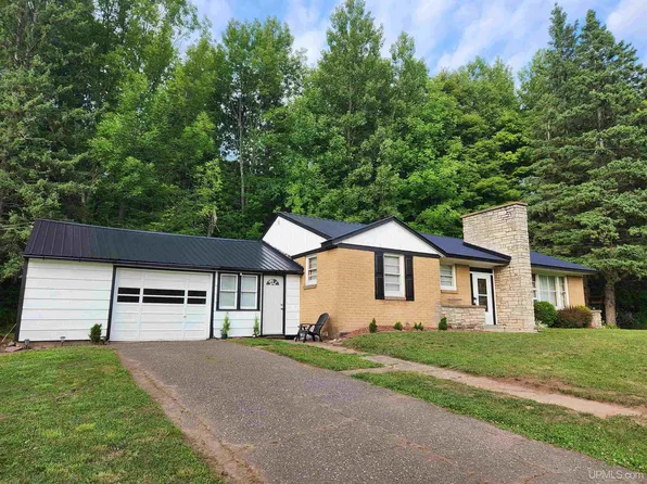 35936 Daniels Rd, Ontonagon, MI 49953