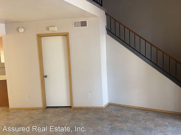 3rd image of 542 Sellers Pl