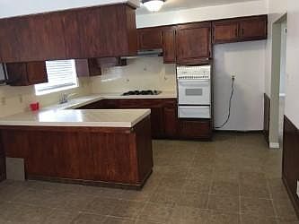 5th image of 4079 W 142nd St APT A