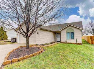 2716 Hobson Rd, Fort Wayne, IN 46805