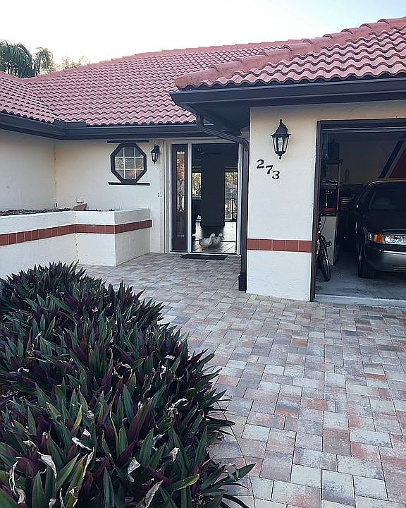 1st image of 273 Laurel Hollow Dr #93