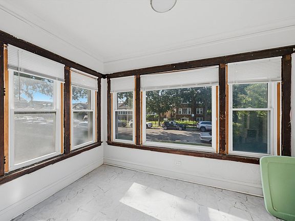 5th image of 5432 W Potomac Ave