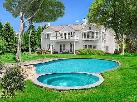 2nd image of 60 Beach Ln