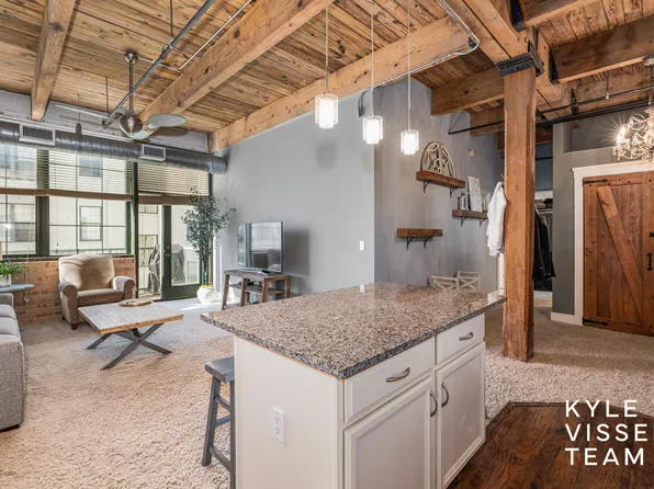 940 Monroe Ave NW Unit 425, Grand Rapids, MI 49503