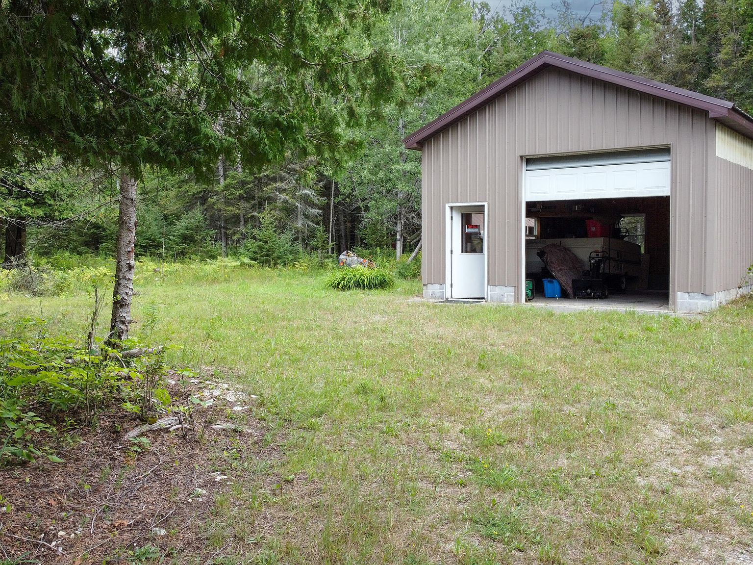 4021 N Saint Martins Point Rd, Hessel, MI 49745 Zillow