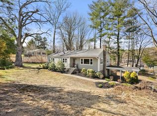 191 Cleveland Dr, Croton On Hudson, NY 10520