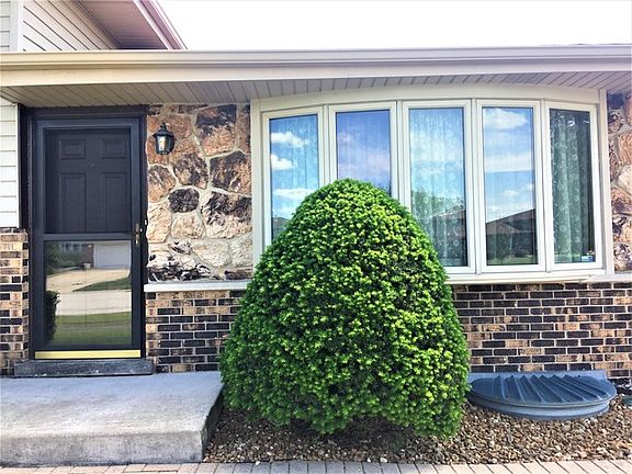 2nd image of 6501 182nd St