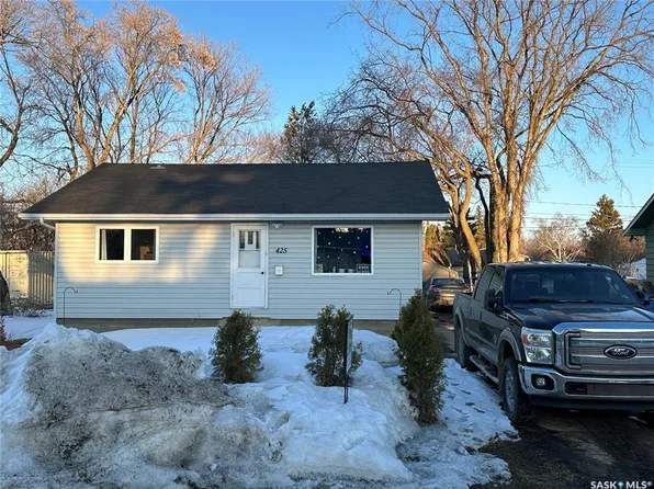 425 3rd STREET, Duck Lake, SK S0K 1J0