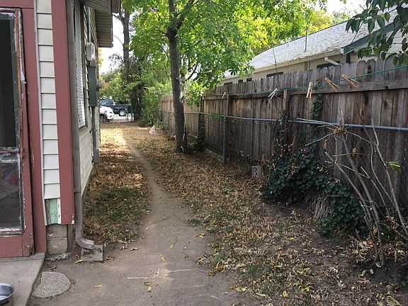 2nd image of 224 Clinton Ave