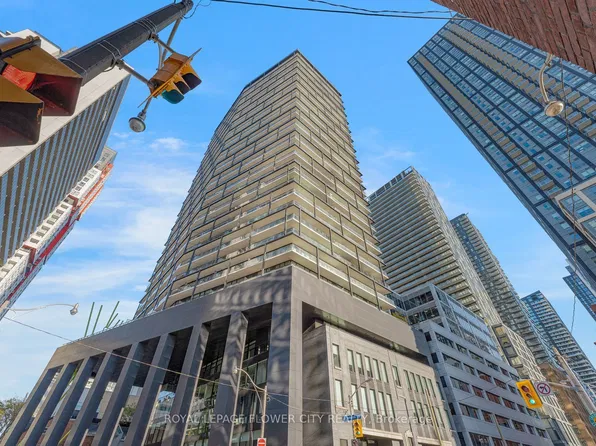 125 Peter St, Toronto, ON