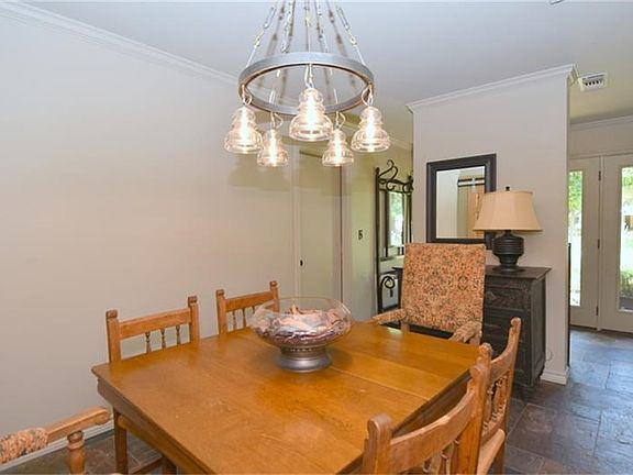 5th image of 4509 Randwick Dr