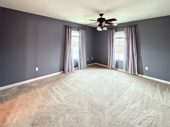 5th image of 161 Brookland Ct APT 8