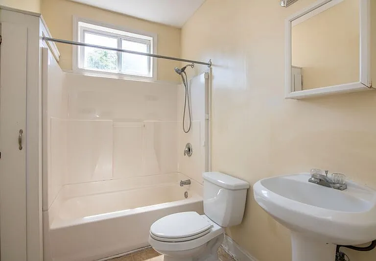 1720 Cullman Ave #2 — Photo 5