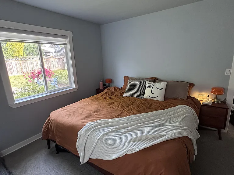 420 21st Ave E — Photo 15