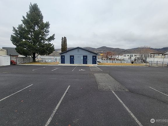 2nd image of 1240 W Woodin Avenue #A-17