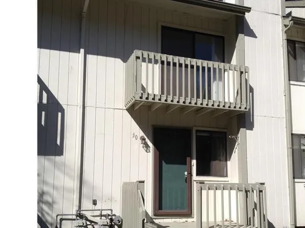 30 Harwood Ln, Clementon, NJ 08021