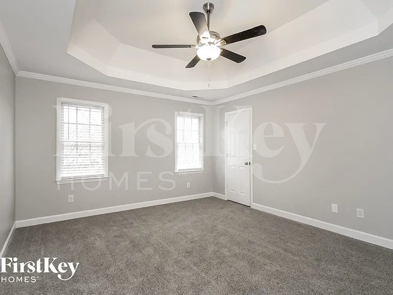 6866 Greenbrook Dr — Photo 7
