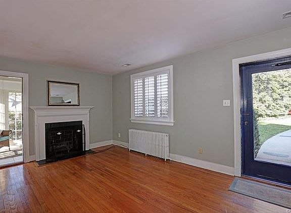 2nd image of 1006 Normandy Dr