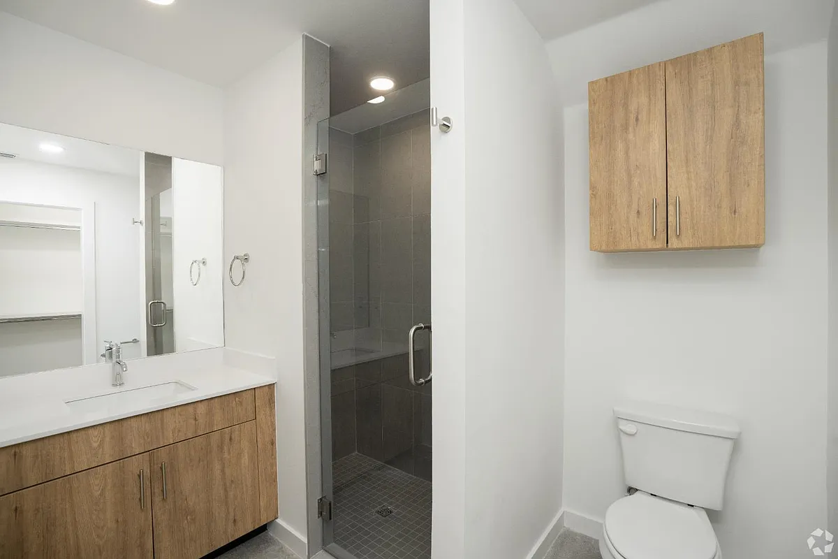 Unit Photo - 4008 Jenna Ln #A