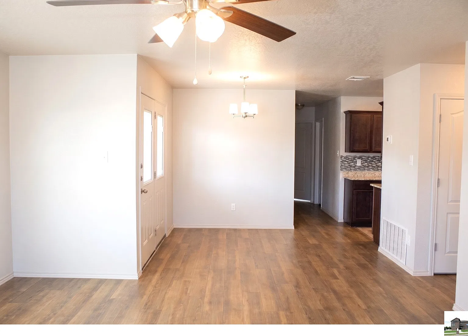 539 Lost Trail Unit A, Copperas Cove, TX 76522 — Photo 2