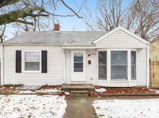1425 Mishawaka Ave, South Bend, IN 46615