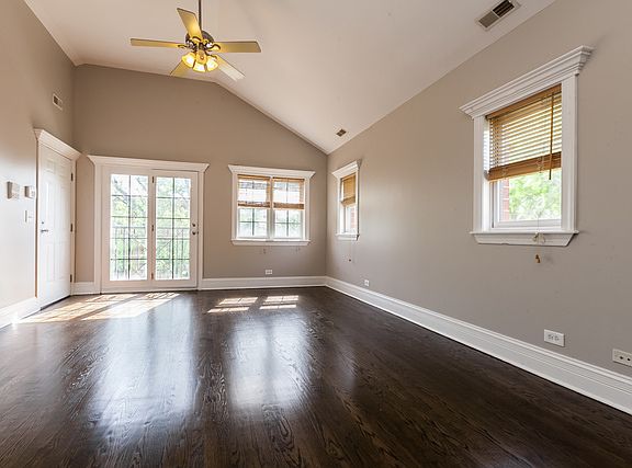 2nd image of 4616 S Langley Ave #3