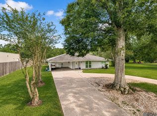 19758 State Highway 42, Livingston, LA 70754