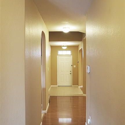 5th image of 15206 Bartlett Landing Dr